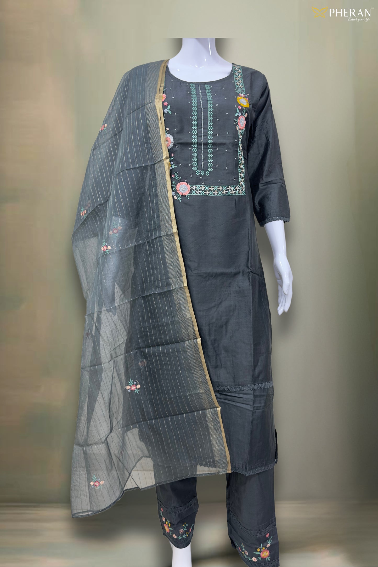 Pheran Charcoal Grey Floral Embroidered Kurta Set with Dupatta (SV-KL71-GR)