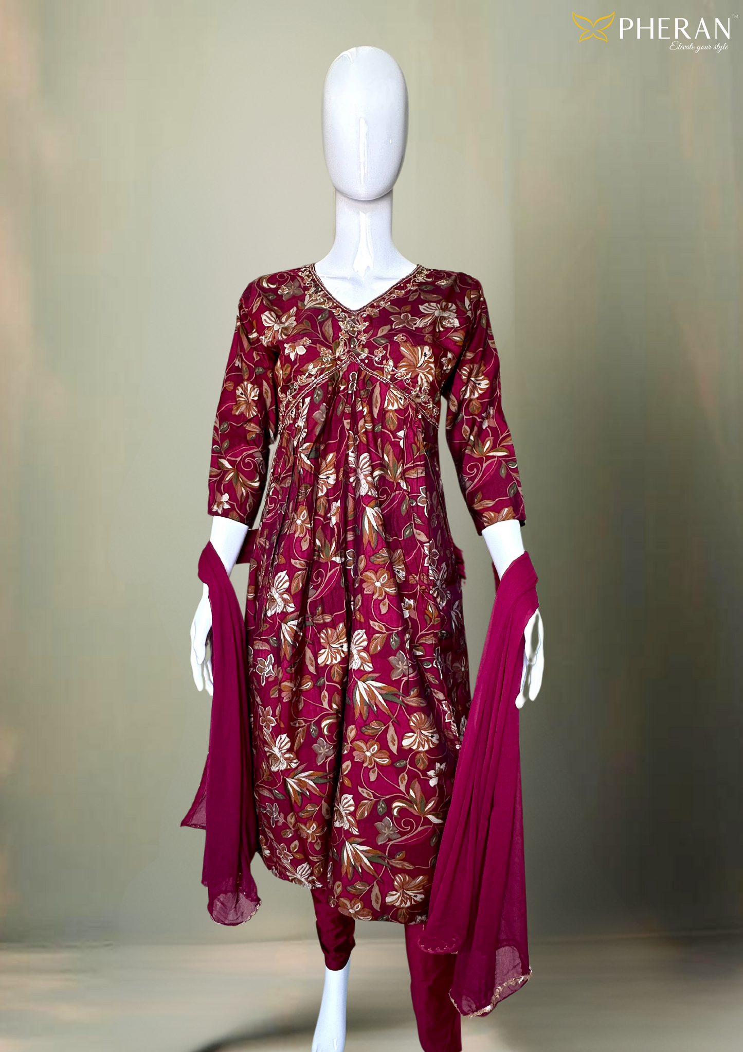 Pheran Deep Maroon Floral Embroidered Kurta Set with Dupatta
(M4-NOR8-MR-SU)