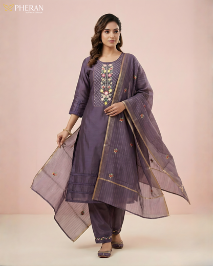 Pheran Lavish Lavender Embroidered Kurta Set with Dupatta (SV-KL73-LV)